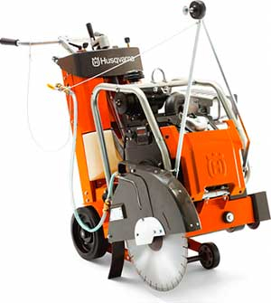 Резчик швов HUSQVARNA FS-524 в прокат в Димитровграде. У нас лучшая цена за сутки! Возможность взять в аренду с выгодной скидкой до 40% при экспресс доставке 24/7. И помните, ночью стоимость еще дешевле на 30%! #арендапрокат #виброплита #выгодно